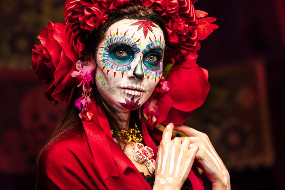 Día de los Muertos: History, Traditions & Outfit Ideas